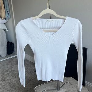 Active USA White Ribbed V-Neck Long Sleeve Top